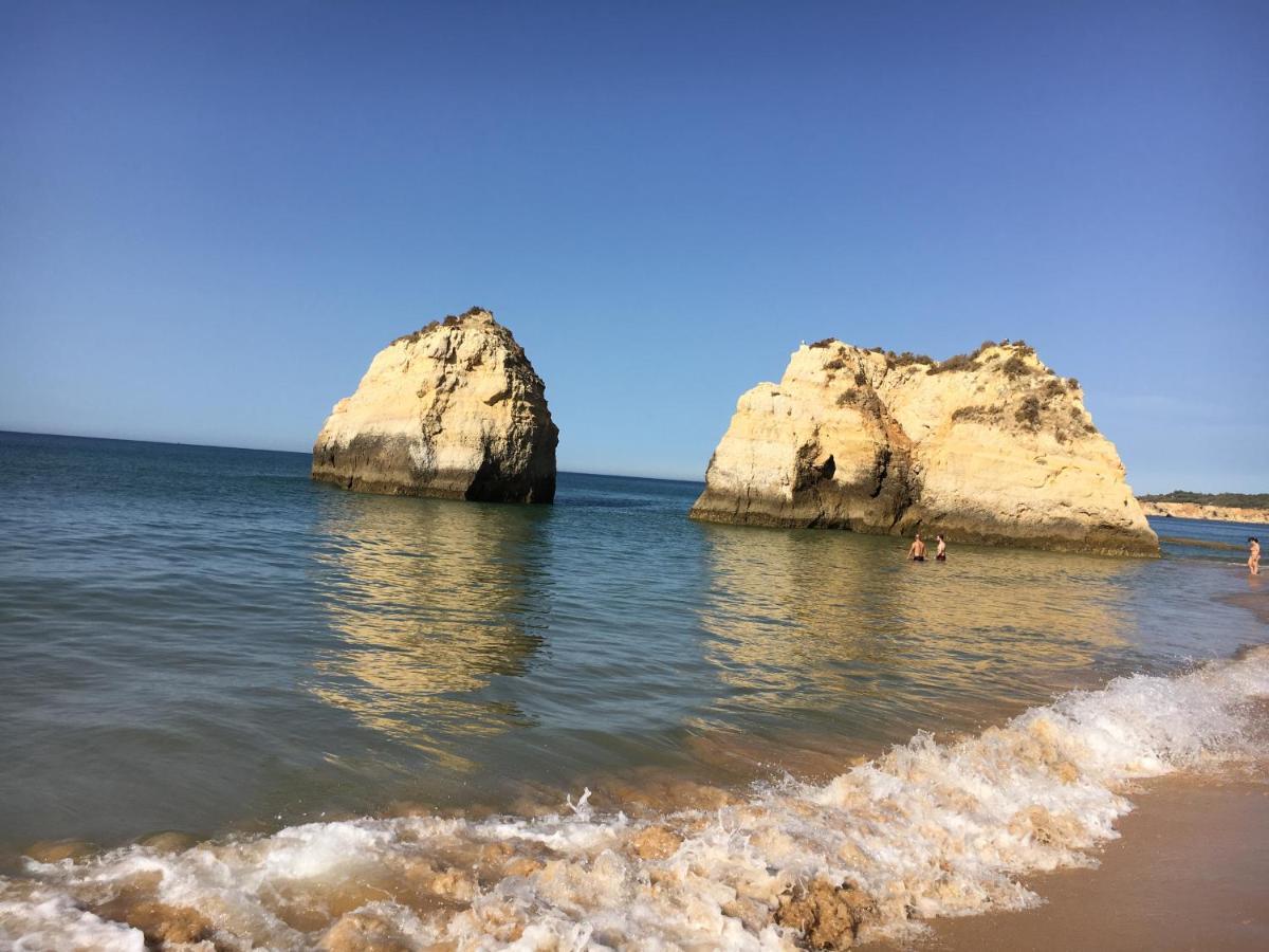Apartamento T1 Com Piscina E Vista Mar - Praia Da Rocha Portimao Bagian luar foto